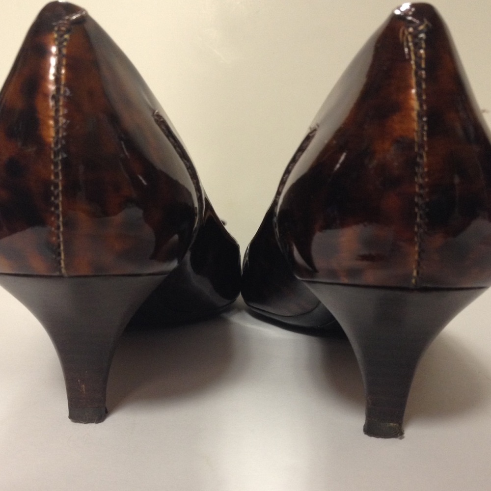 Cole Haan Women's Tortoiseshell Patent Leather Heels - Brown/Black - Picture 5 of 6